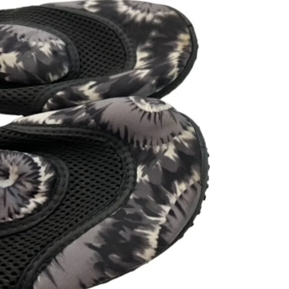 SALE!! 2 for‎ $15 Kids Water Shoes Y4 / L5 Water Sports Beach Pool Lake River
